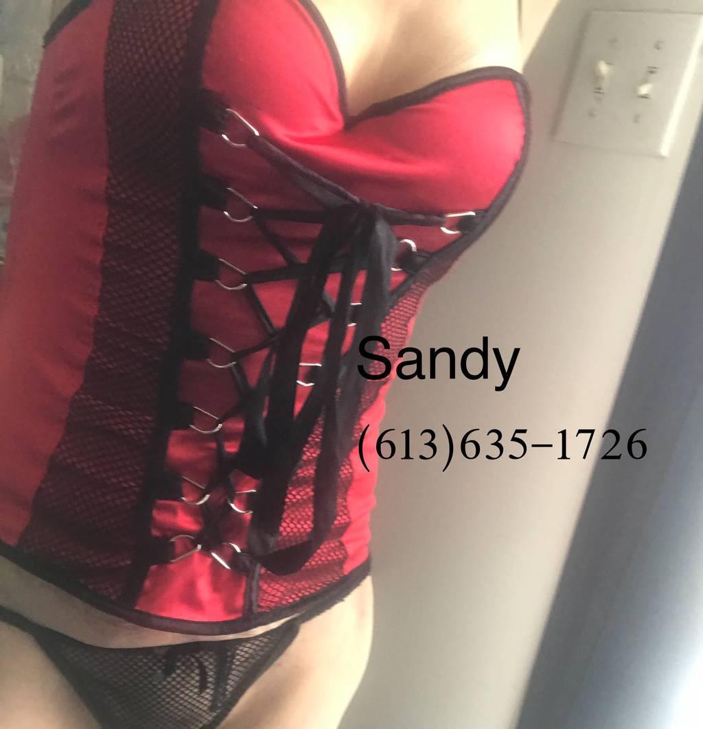 INCALL GOLDEN LAKE ON..HIGHWAY #60; 2 HRS WEST OF OTTAWA