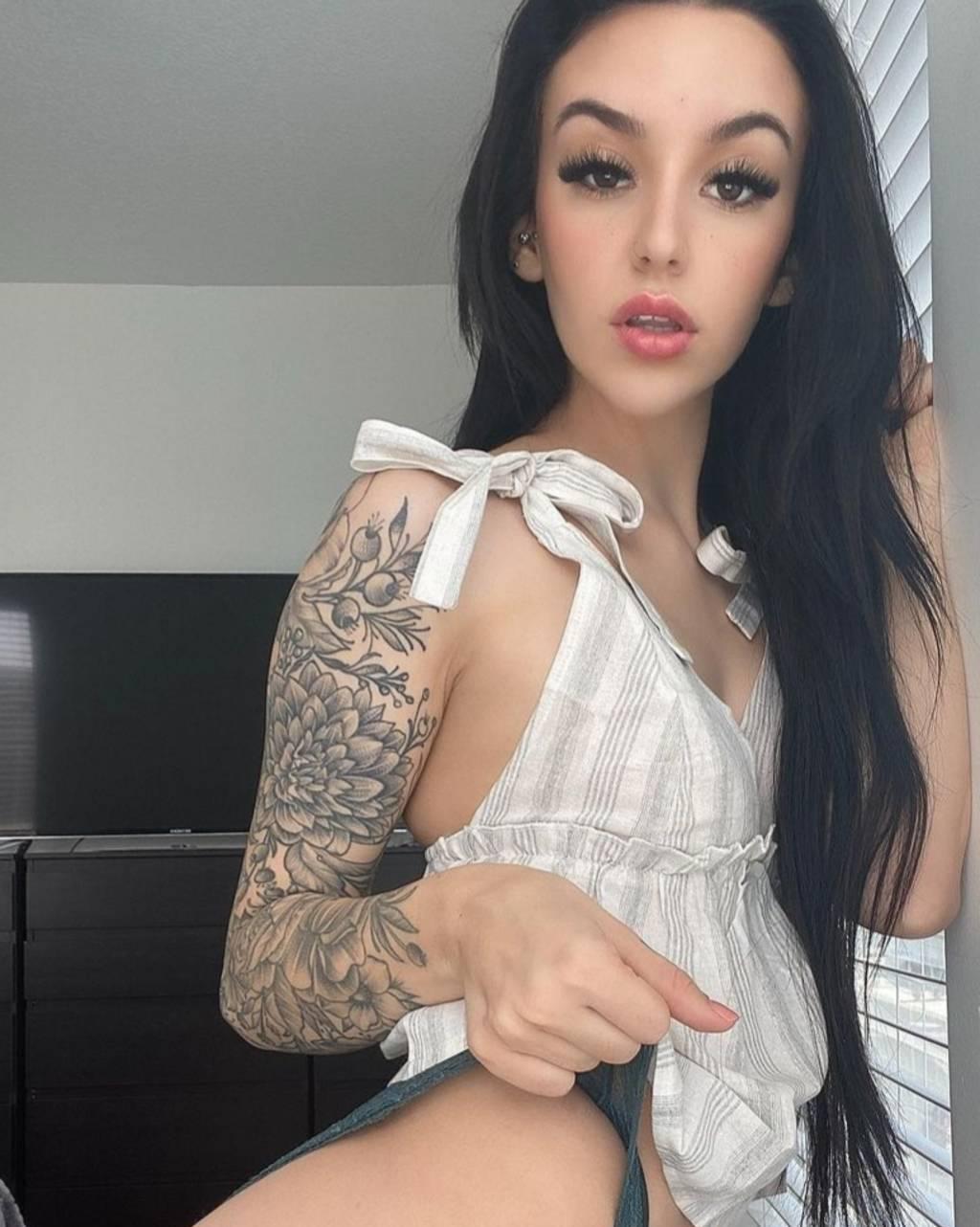 •FETISH&PARTY¤FRIENDLY•TRAVEL•ONLINE+CAM+SOCIAL¤MEDIA•