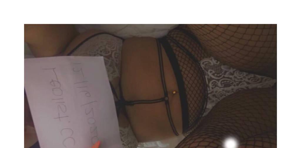 WET&T!!GHT AVAILABLE NOWCUM PLAY,IM ONLY A CALL AWAY
