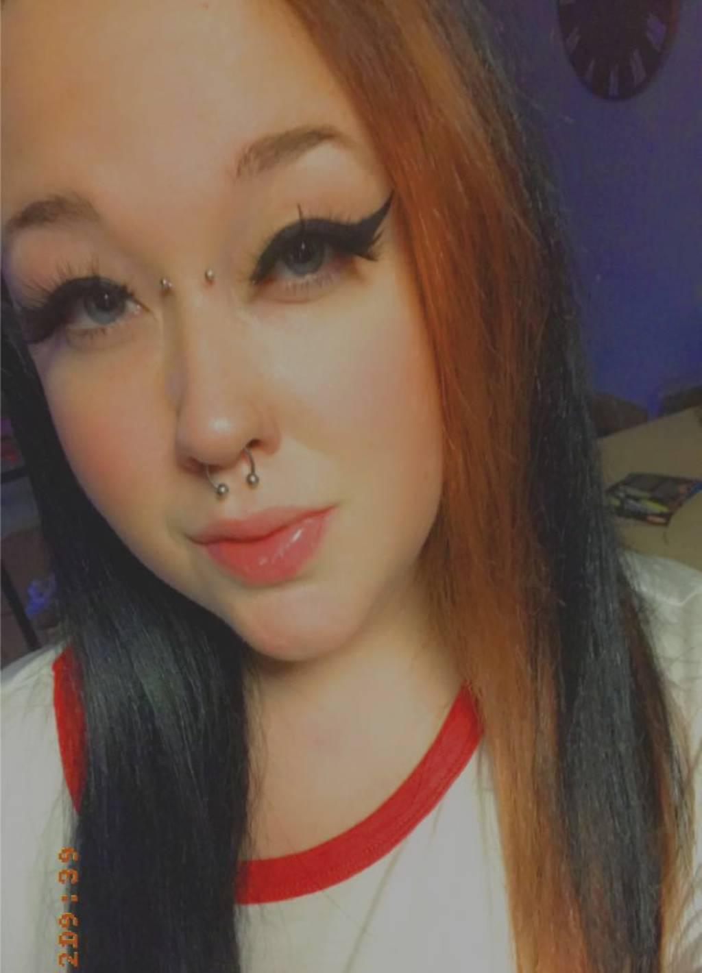 New Girlhot girl