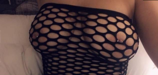 ✿(◠‿◠)✿Hungry pu$$y Need Suçk & fuçk✿(◠‿◠)✿ **STRAPON**